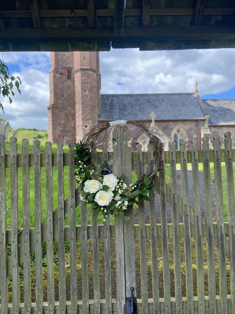 Bee Happy Flowers Middevon Weddings 32