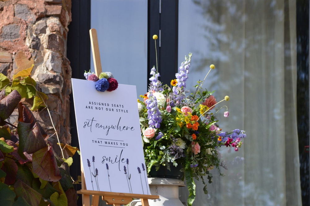Bee Happy Flowers Middevon Weddings 49