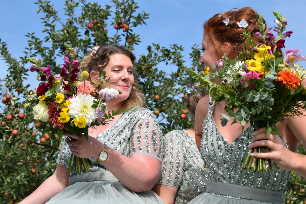Bee Happy Flowers Middevon Weddings 51