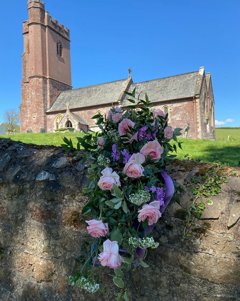 Bee Happy Flowers Middevon Weddings 63