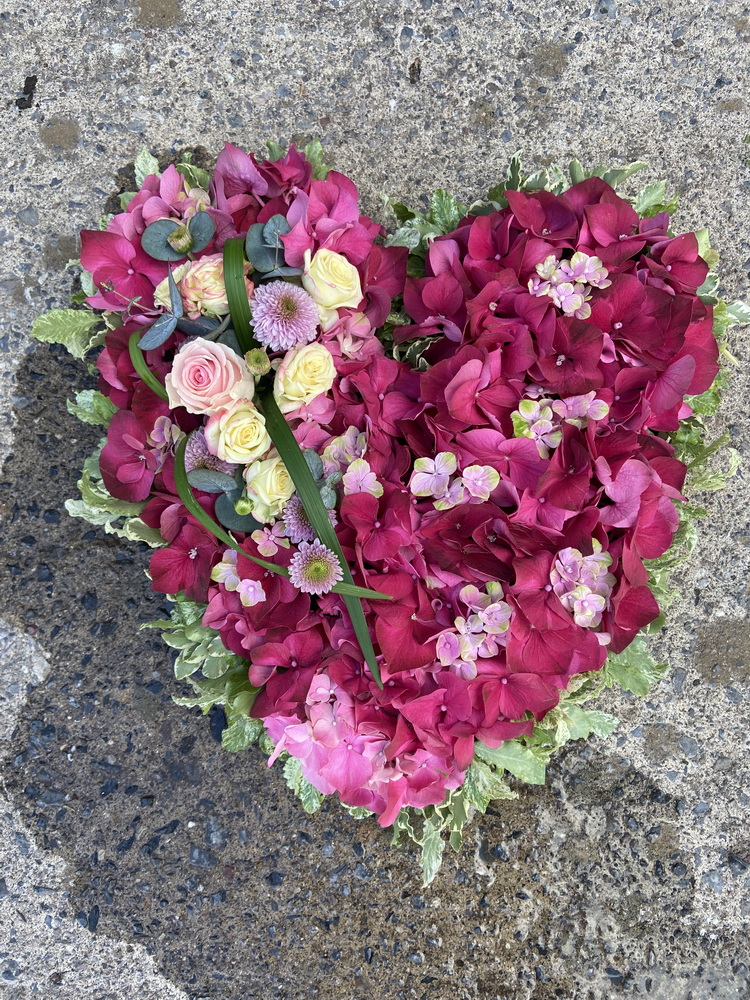 Funeral Sympathy Flowers Middevon Beehappy 22