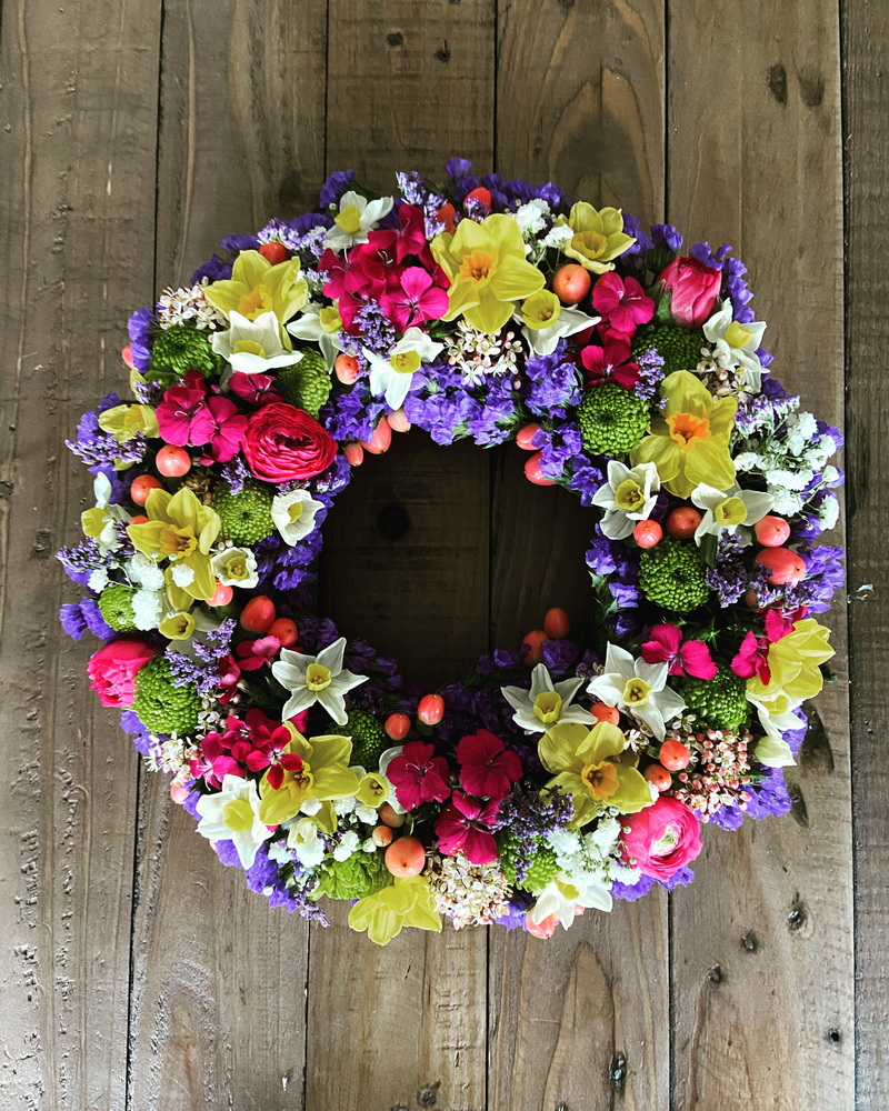 Funeral Sympathy Flowers Middevon Beehappy 39