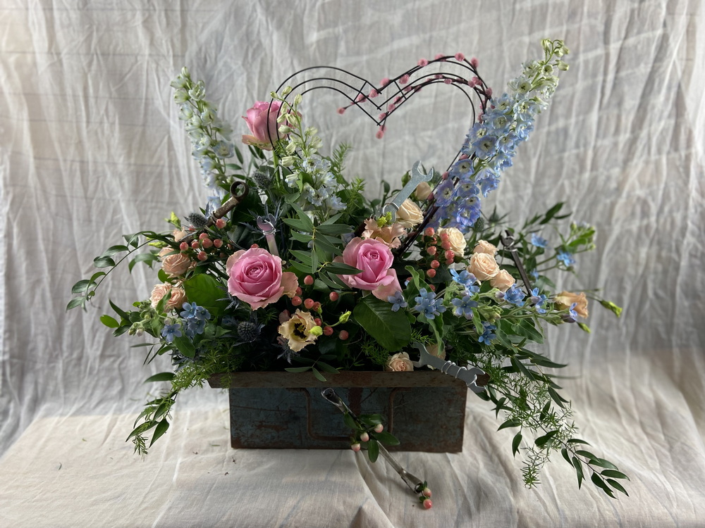 Funeral Sympathy Flowers Middevon Beehappy 43